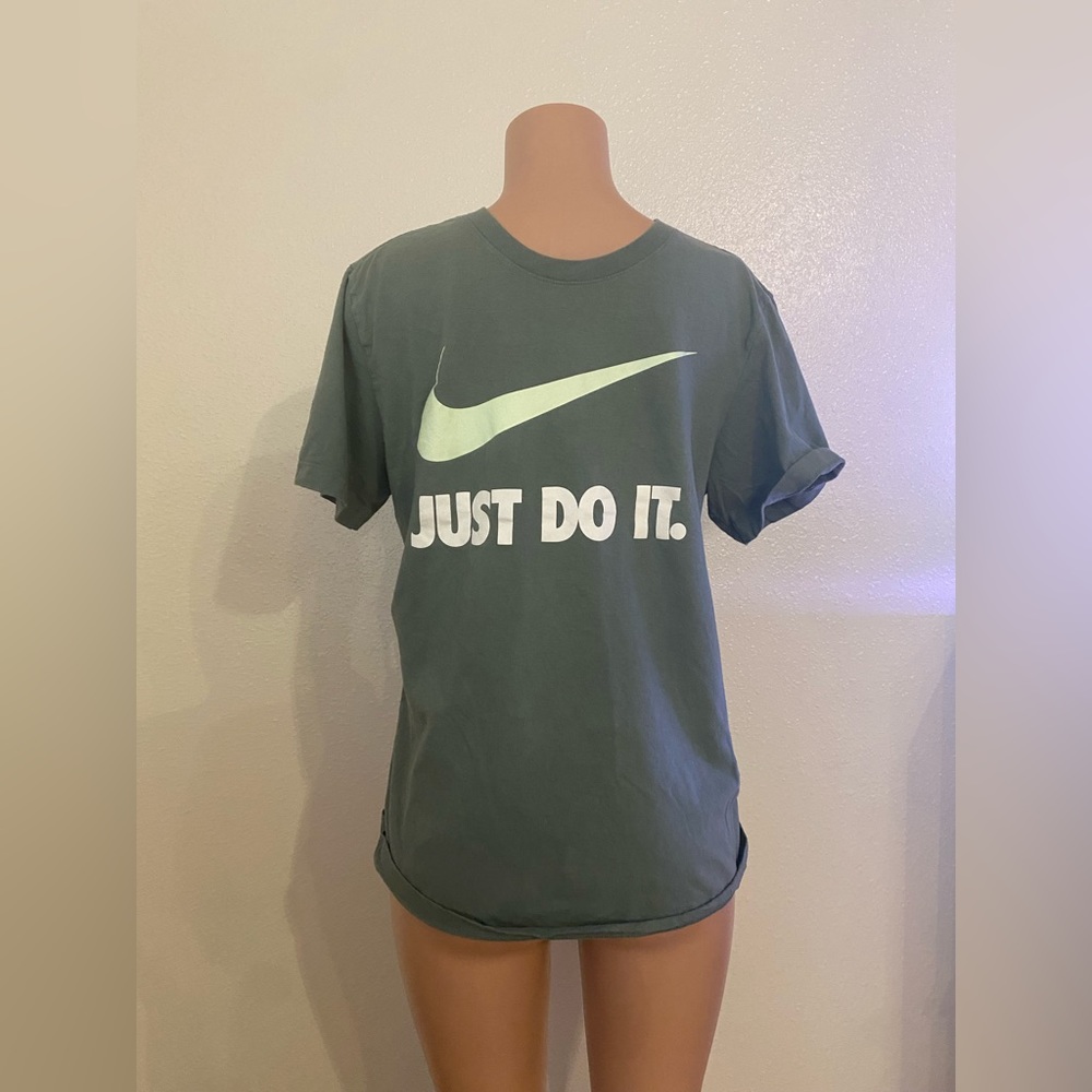 T-shirt Nike